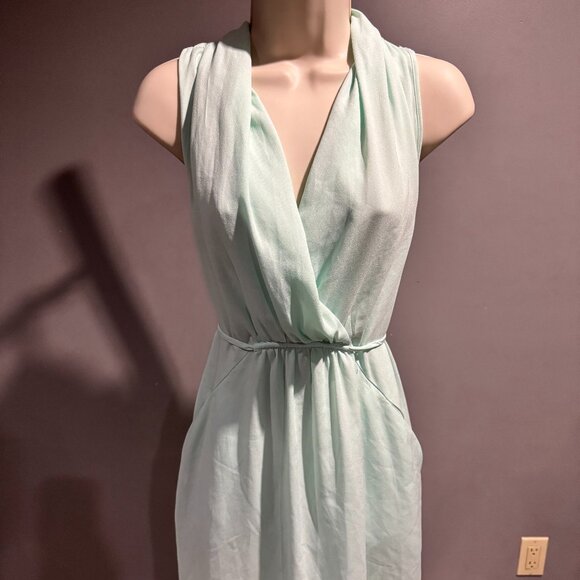 Kismet Light Mint Green Sleeveless Dress - Picture 4 of 5